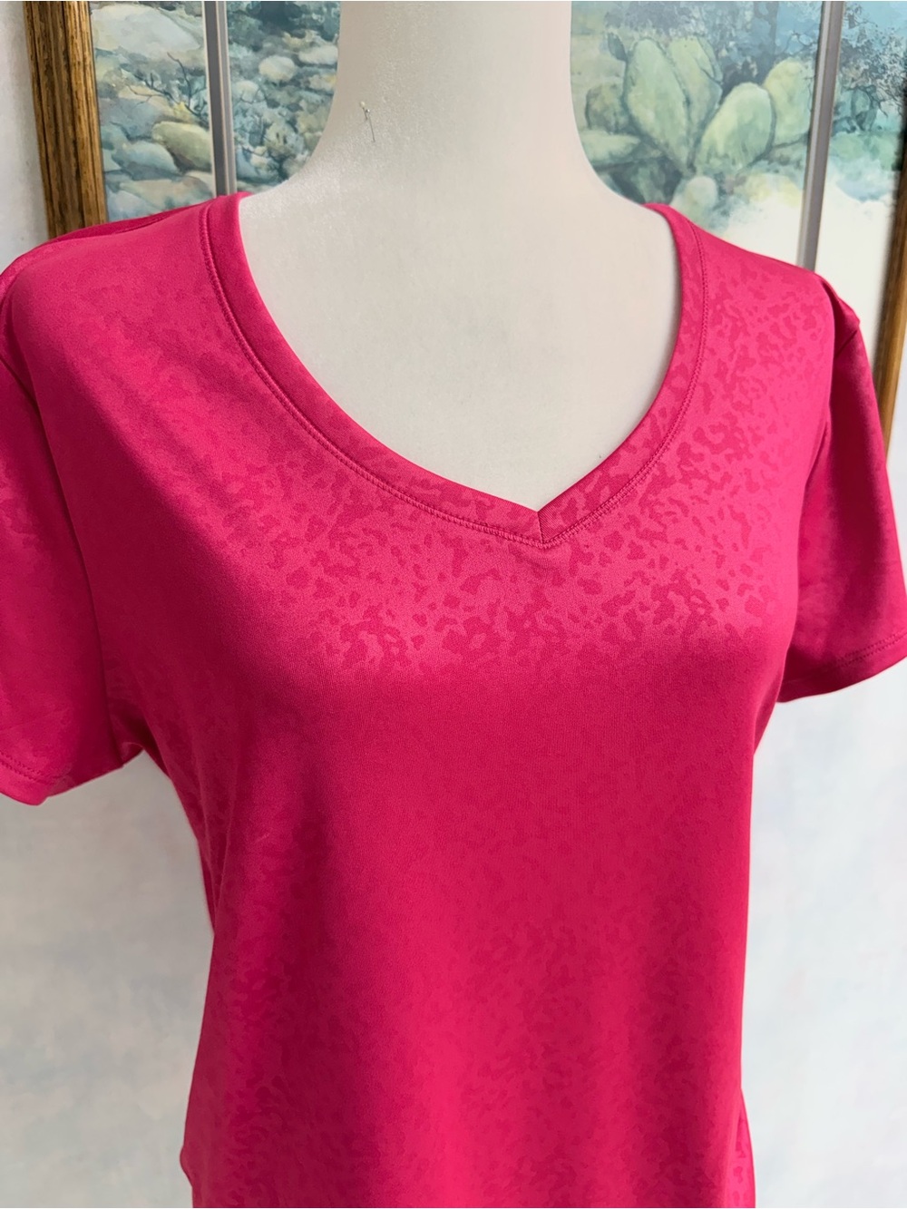 NWOT BCG V-Neck Raspberry Athletic Tee with Stretch